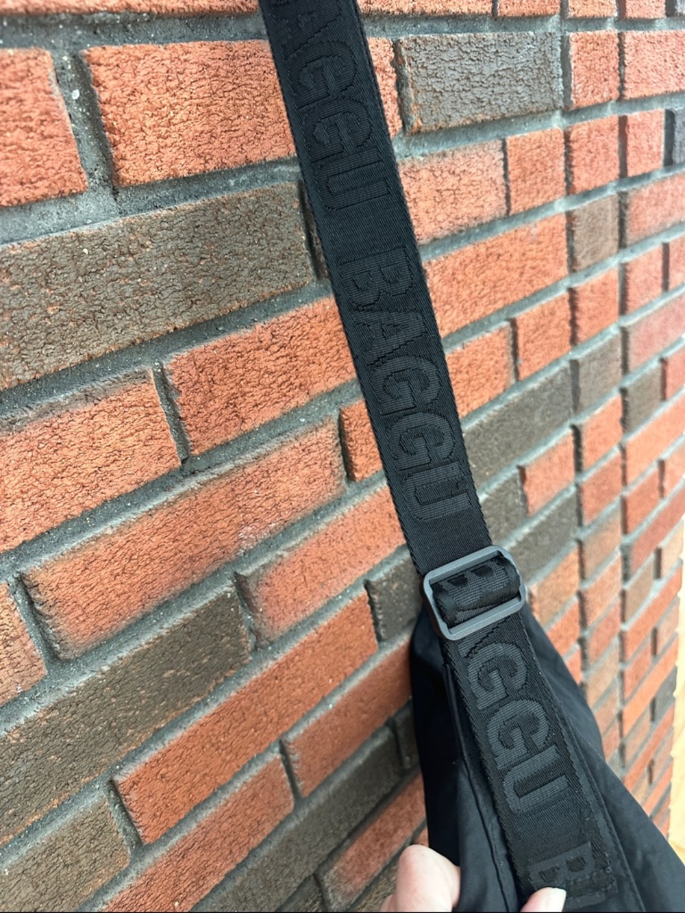 Baggu Black Nylon Shoulder Bag - Simple Everyday Hobo - Picture 2 of 5
